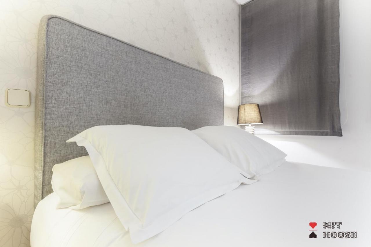 Mit House Puerta Del Sol III En Madrid Exterior foto